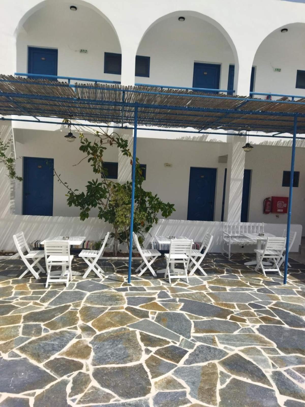Hotel Flisvos Megalochori  Extérieur photo