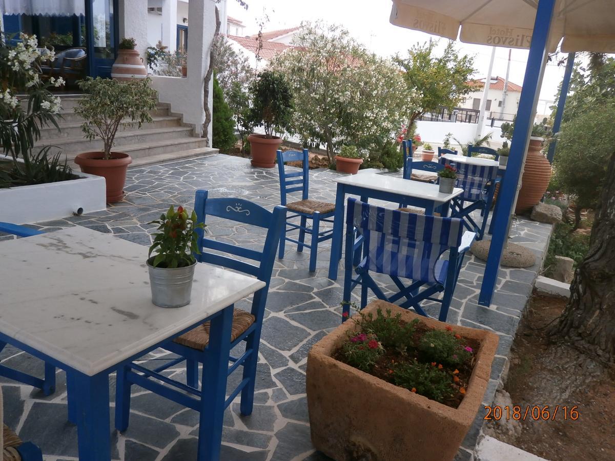 Hotel Flisvos Megalochori  Extérieur photo