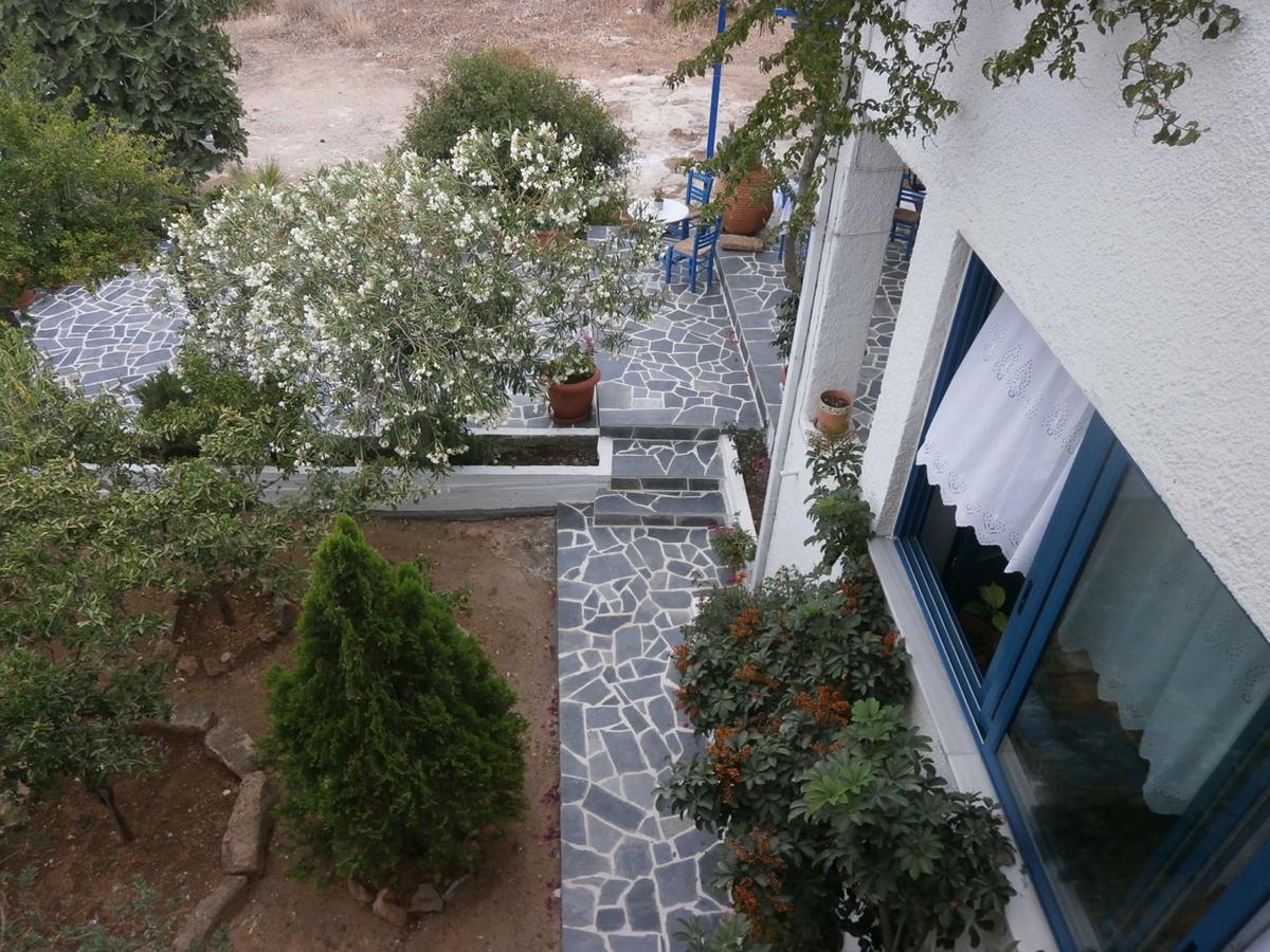 Hotel Flisvos Megalochori  Extérieur photo